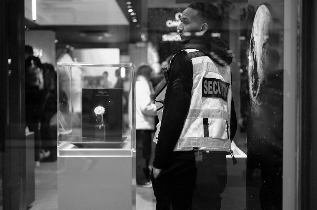 retail security officer patrol